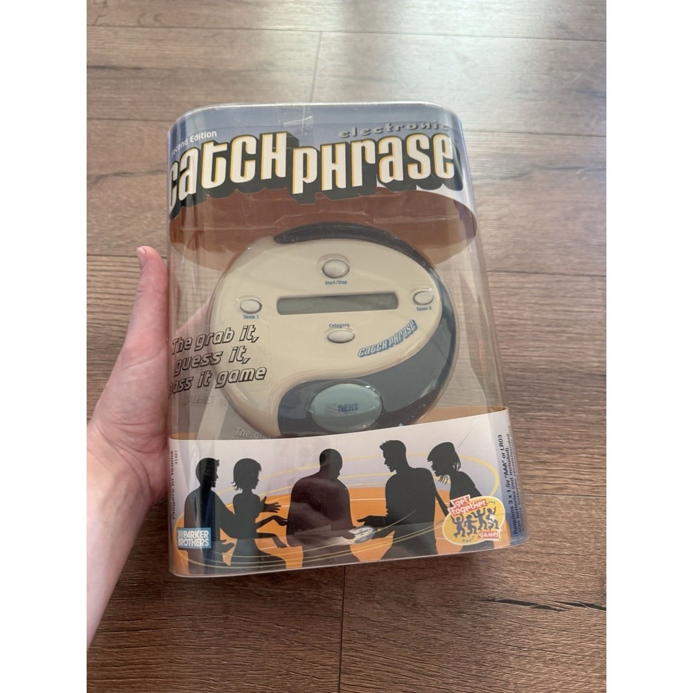 Hasbro Catch Phrase 2004 2nd Edition Electronic Handheld Party Game NEW IN BOX!